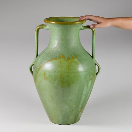 ROYAL CROWN HAND THROWN FLOOR