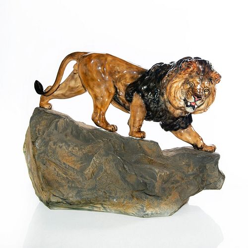 ROYAL DOULTON ANIMAL FIGURINE, LION