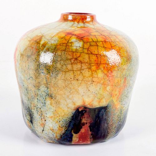 ROYAL DOULTON ART POTTERY VASE IN