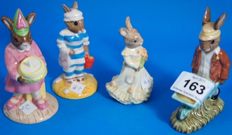 Royal Doulton Bunnykins Gardener