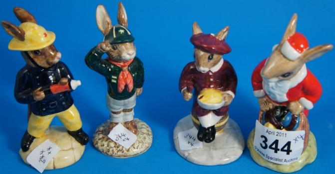 Royal Doulton Bunnykins Santa