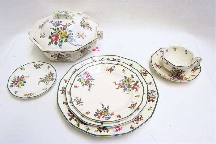 ROYAL DOULTON CHINA SET 80 pieces