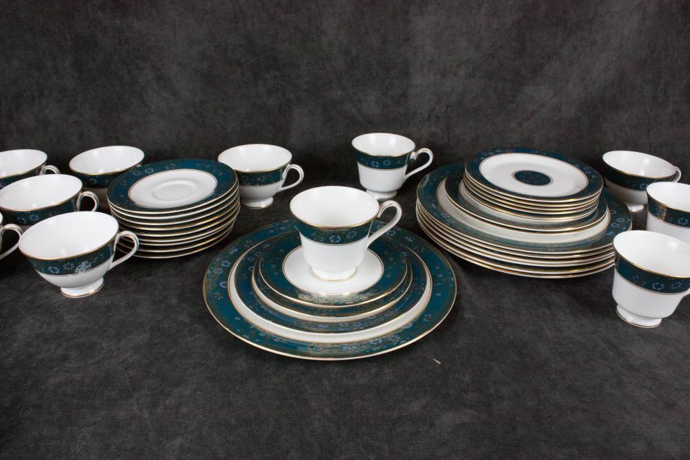 ROYAL DOULTON CHINA SETROYAL
