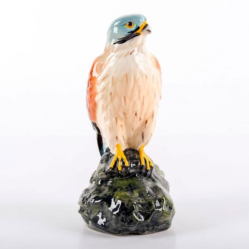 ROYAL DOULTON DECANTER, WHYTE &