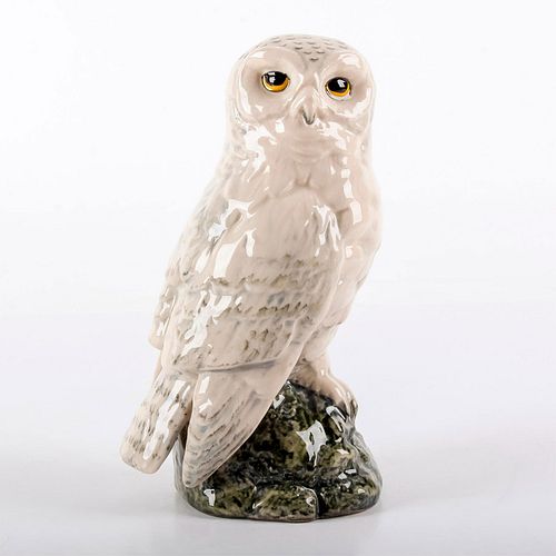 ROYAL DOULTON DECANTER, WHYTE &