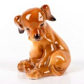ROYAL DOULTON DOG FIGURINE, PU