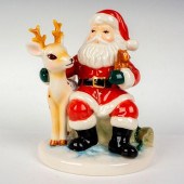 ROYAL DOULTON FIGURINE, A BUSY
