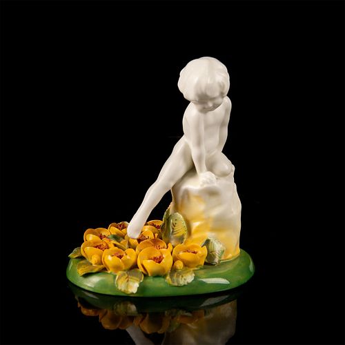 ROYAL DOULTON FIGURINE, A CHILD