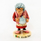 ROYAL DOULTON FIGURINE, PG TIP