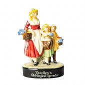 ROYAL DOULTON FIGURINE, YARDLE