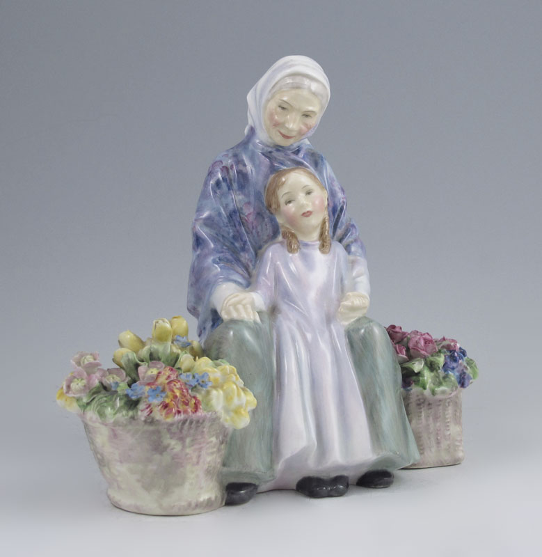 ROYAL DOULTON HN2031 ''GRANNY'S