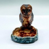 ROYAL DOULTON LAMBETH STONEWAR