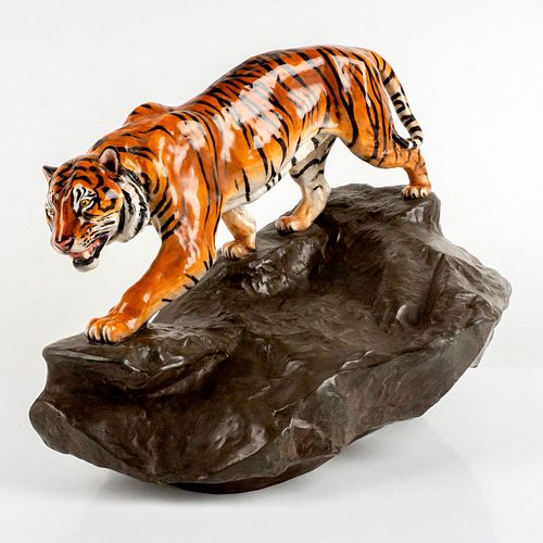ROYAL DOULTON LARGE SCULPTURE,