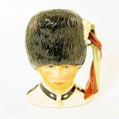 ROYAL DOULTON LG COLORWAY CHAR