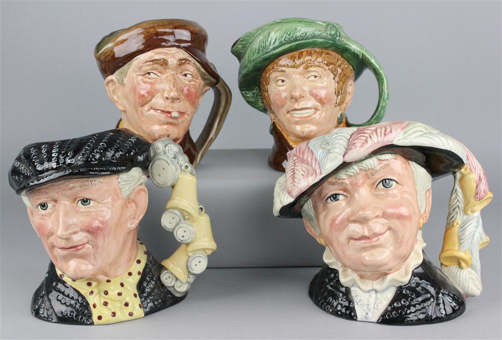 ROYAL DOULTON 'PEARLY KING AND
