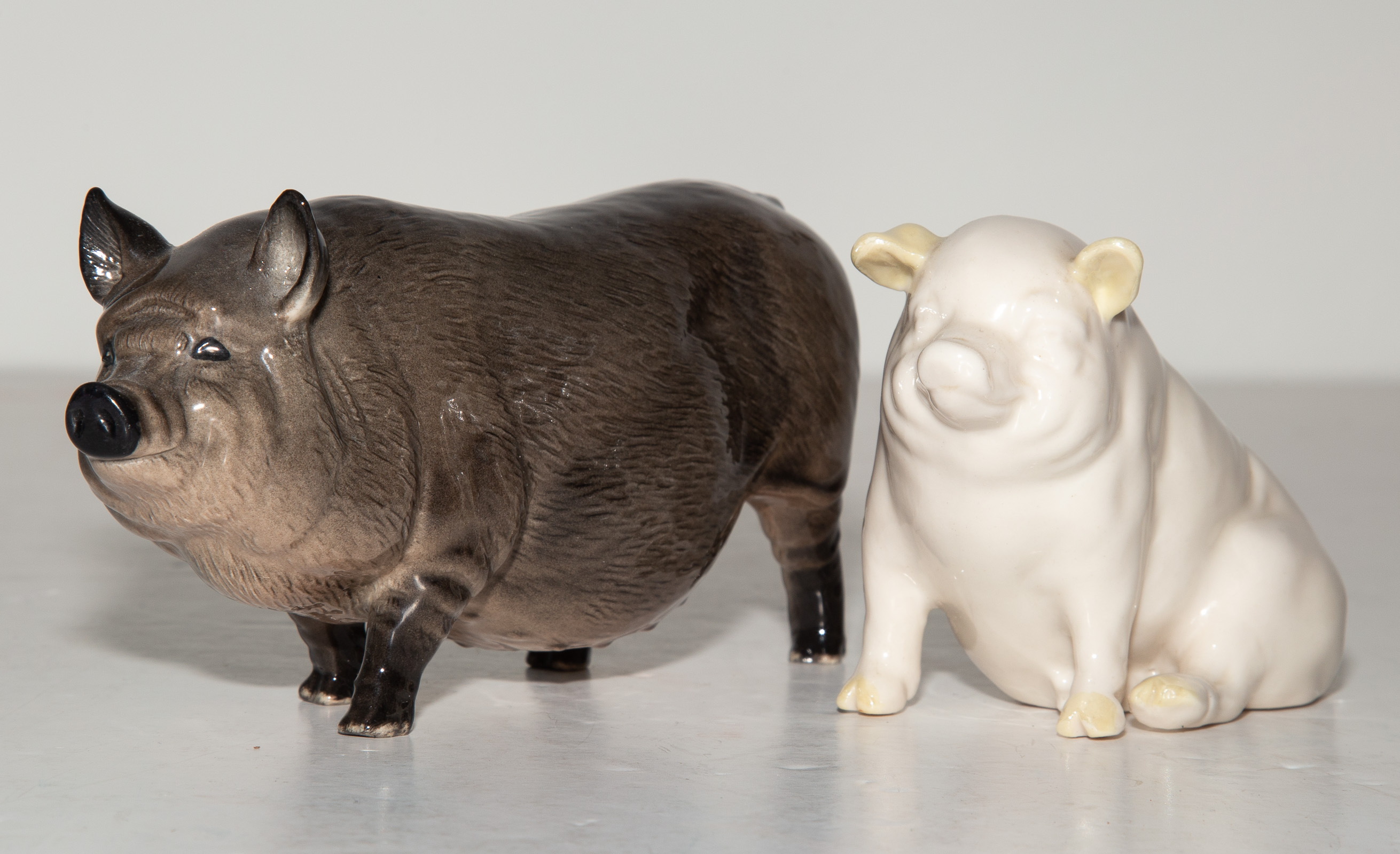 ROYAL DOULTON PORCELAIN SOW &