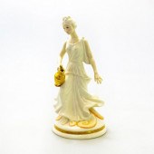ROYAL DOULTON QUEEN OF THE DAW