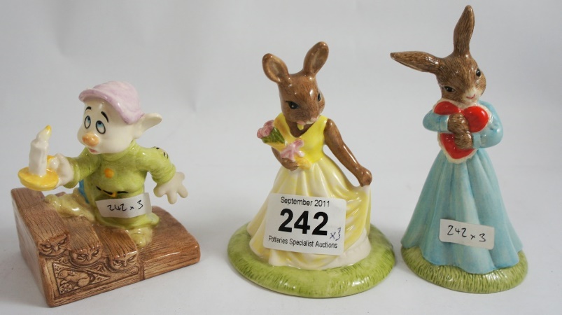 Royal Doulton Snow White Dopey by