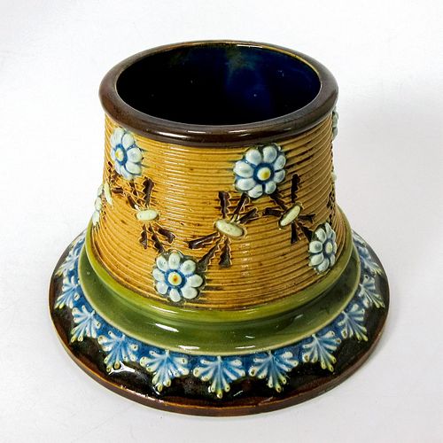 ROYAL DOULTON STONEWARE MATCH