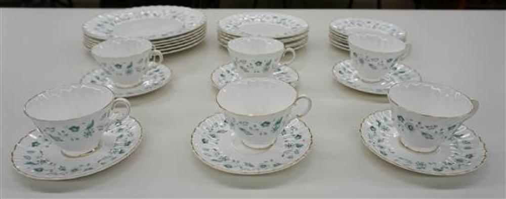 ROYAL DOULTON 'WAVERLY' 30-PIECE