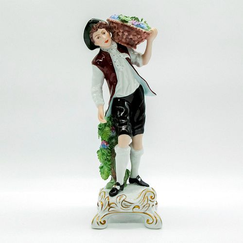 ROYAL DUX BOHEMIA FIGURINE, GRAPE
