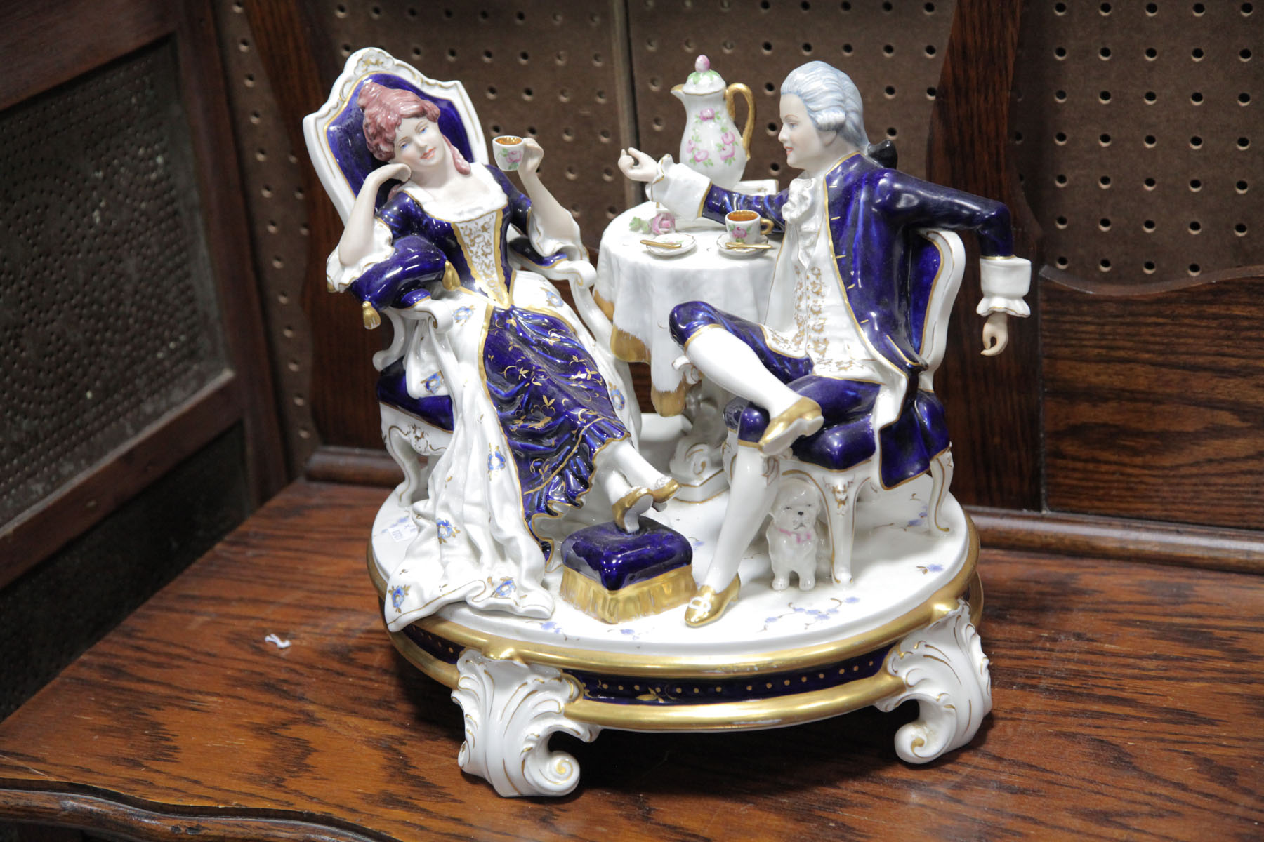 ROYAL DUX FUGURAL GROUP. 