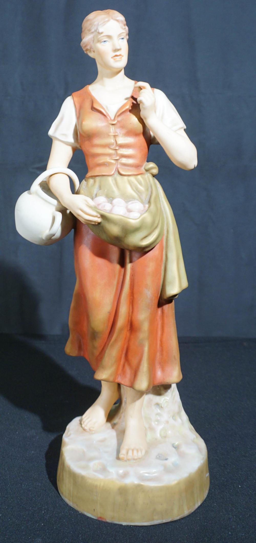 ROYAL DUX PORCELAIN FIGURE OF A