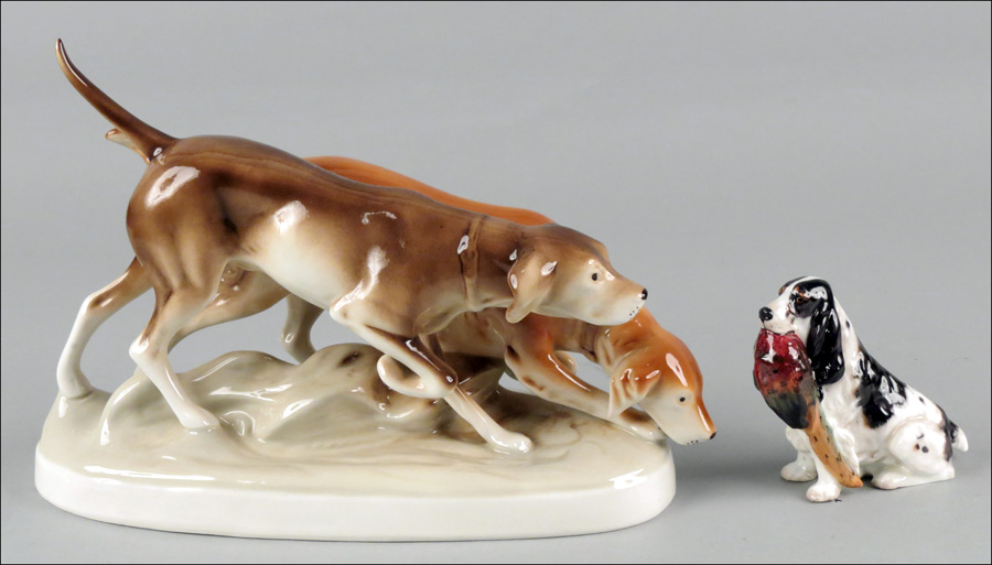 ROYAL DUX PORCELAIN SETTERS.