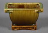 ROYAL HICKMAN #537 ART POTTERY