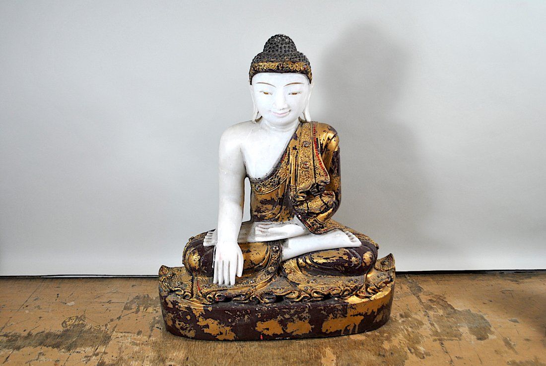 ROYAL THAI GILT & JEWELED MARBLE