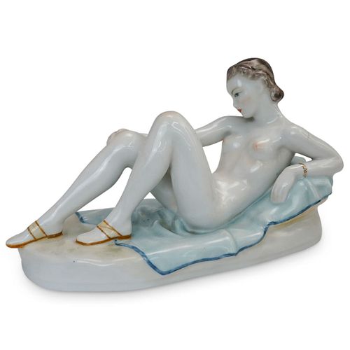 ROYAL VIENNA NUDE PORCELAIN