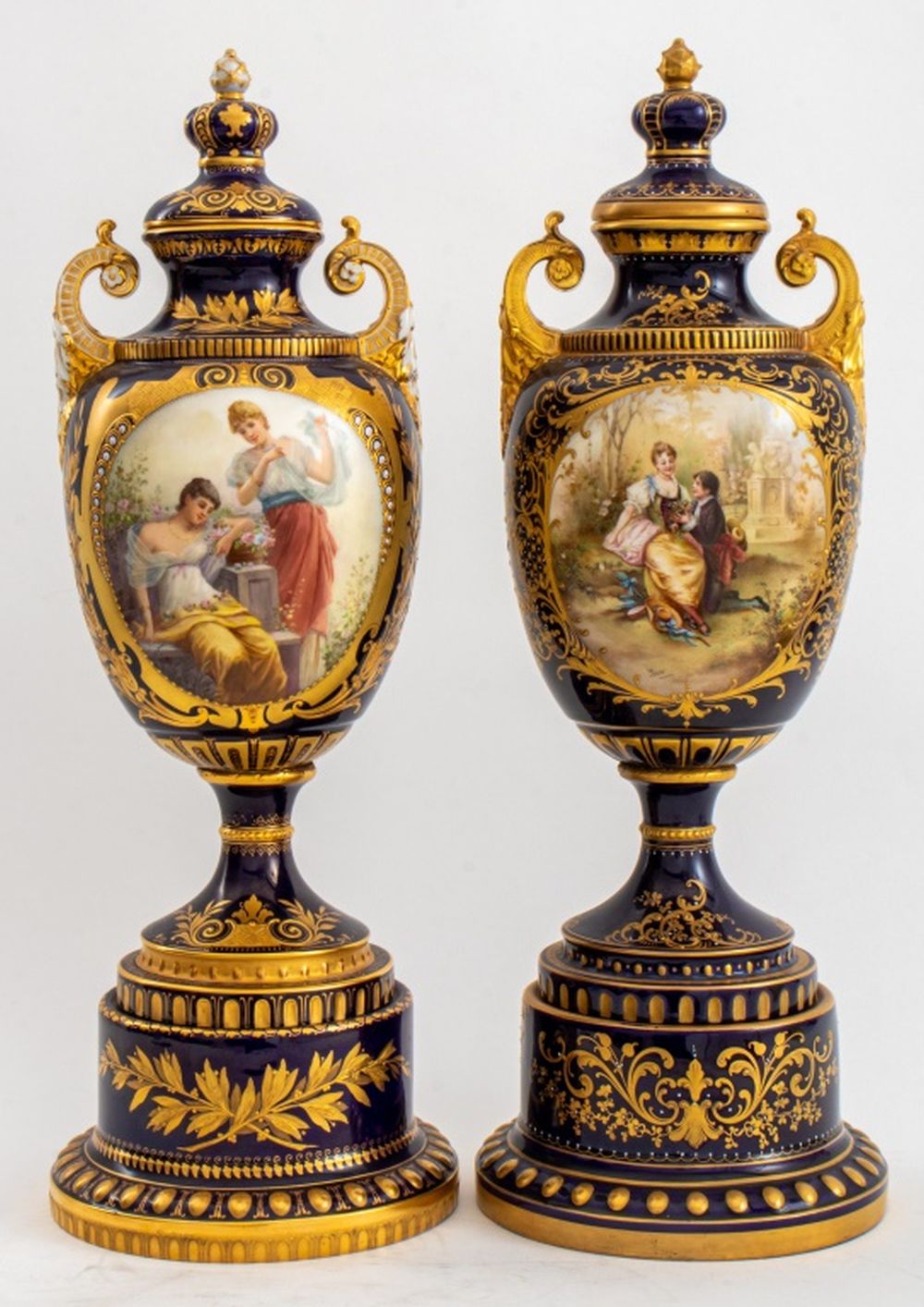 ROYAL VIENNA PORCELAIN COVERED