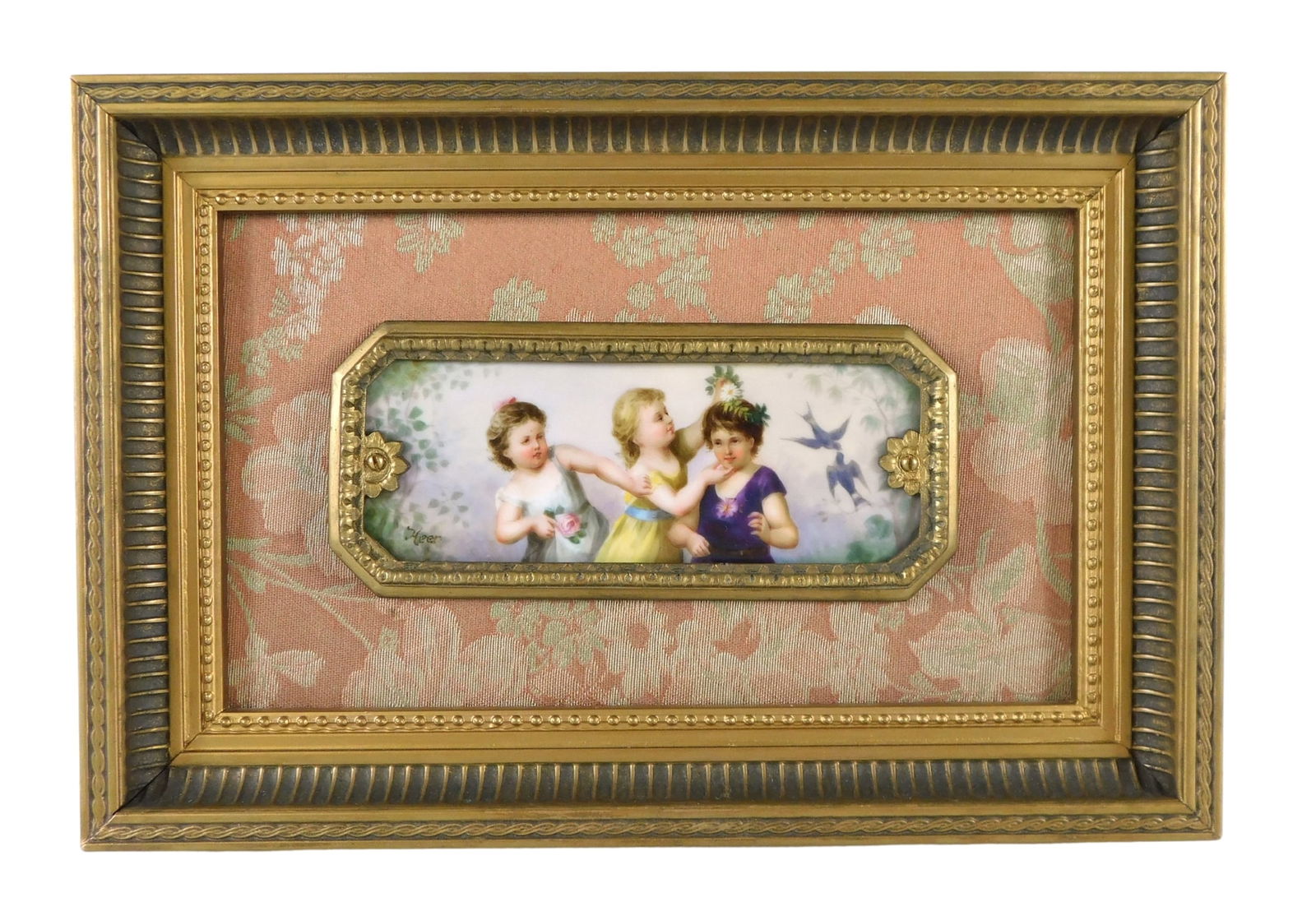 ROYAL VIENNA-STYLE HAND-PAINTED