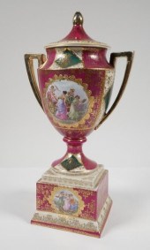 ROYAL VIENNA STYLE PORCELAIN V