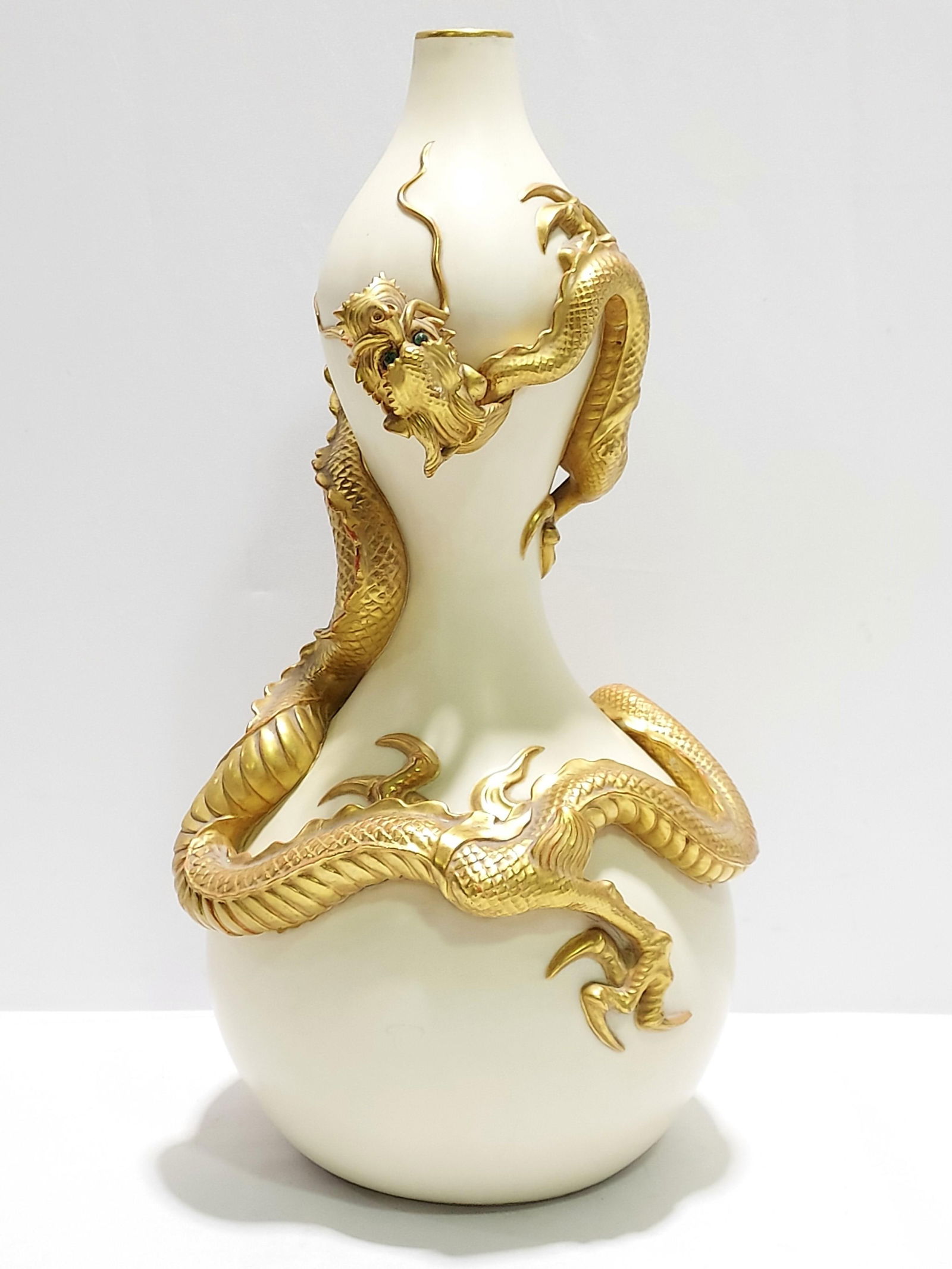 ROYAL WORCESTER AESTHETIC