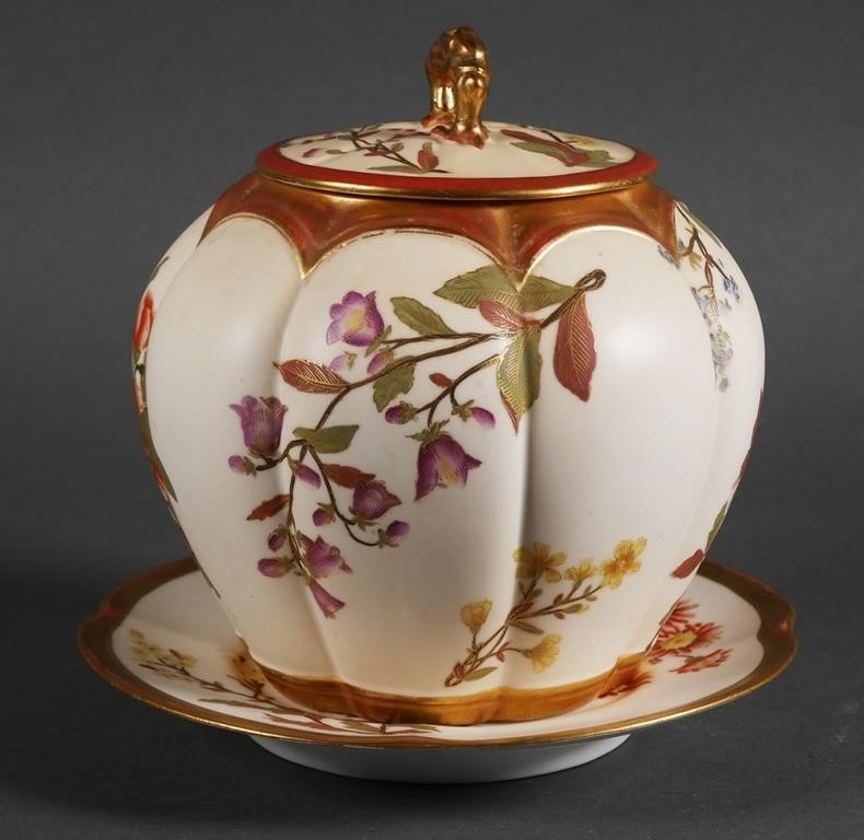 ROYAL WORCESTER BUSCUT CRACKER