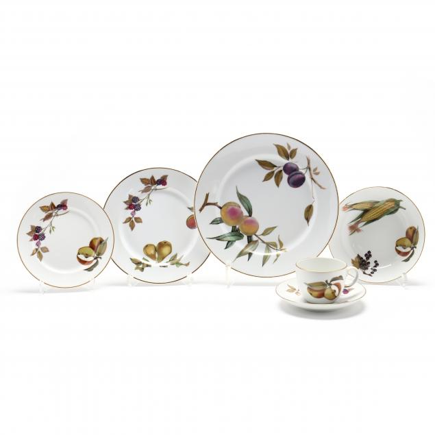 ROYAL WORCESTER EVESHAM GOLD