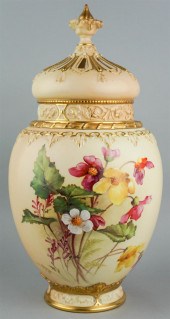 ROYAL WORCESTER FLORAL 'BLUSH