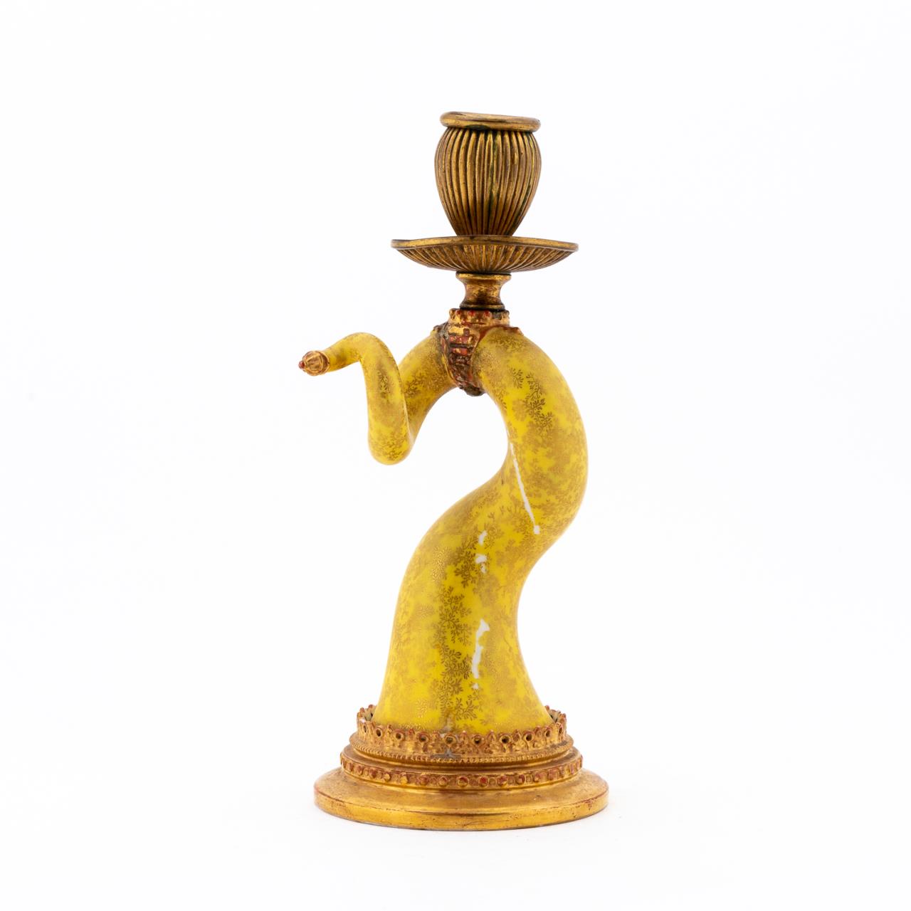 ROYAL WORCESTER HORN-FORM