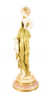 ROYAL WORCESTER PORCELAIN FIGU