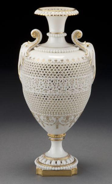 Royal Worcester reticulated vase by