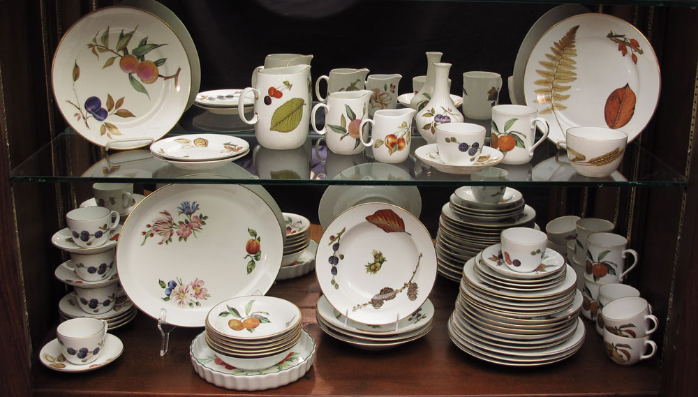 ROYAL WORCESTER WILD HARVEST AND