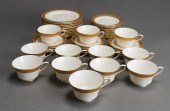 ROYAL WORCHESTER 48-PIECE PORC