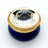 ROYALE STRATFORD ENAMEL CHARM