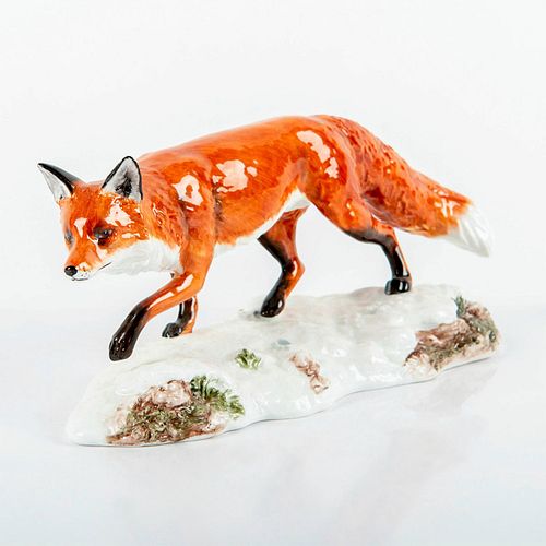 ROYALE STRATFORD FIGURINE, WINTER