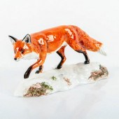 ROYALE STRATFORD FIGURINE, WIN