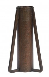 ROYCROFT BUTTRESS VASE BY KARL