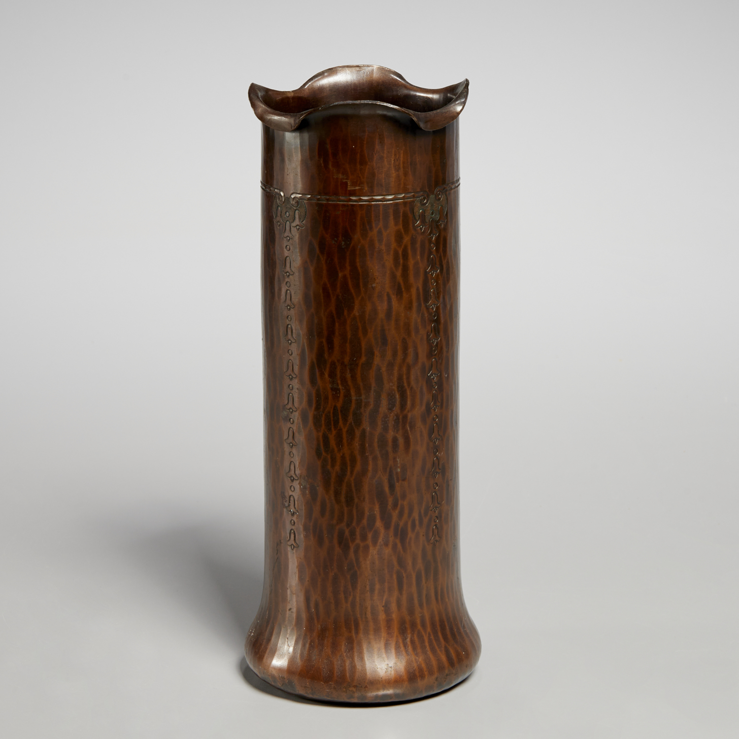 ROYCROFT HAMMERED COPPER BELLFLOWER