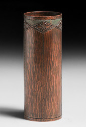 ROYCROFT HAMMERED COPPER "DOGW