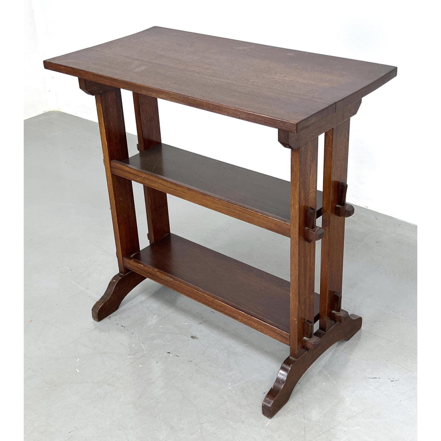 ROYCROFT Little Journeys table.